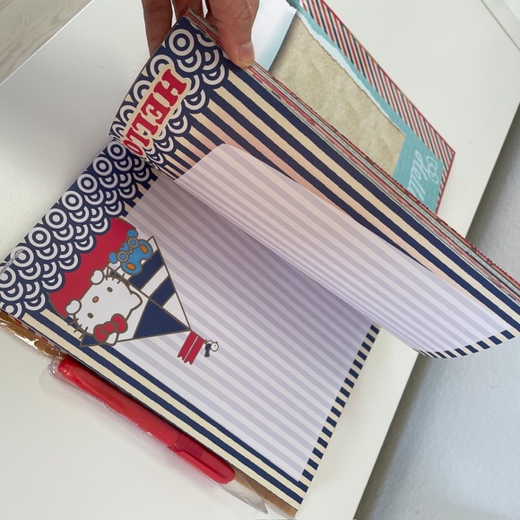 Sanrio HK Places I Like to Travel Journal - Picture 9 of 16